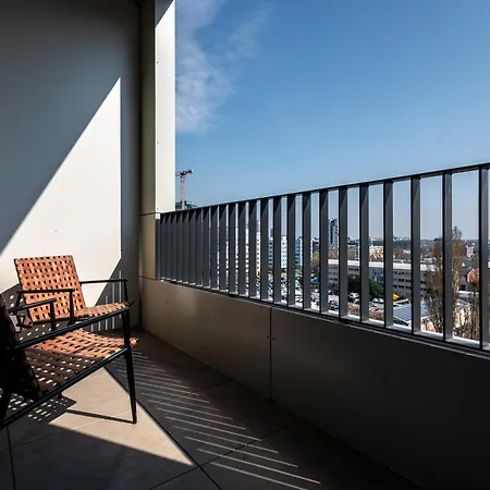 아파트 Jungle - Balcony & Easy Center Access