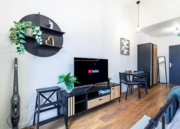 아파트 Jungle - Balcony & Easy Center Access