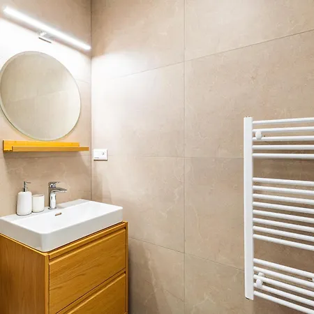 Apartament Jungle - Balcony & Easy Center Access Bratysława